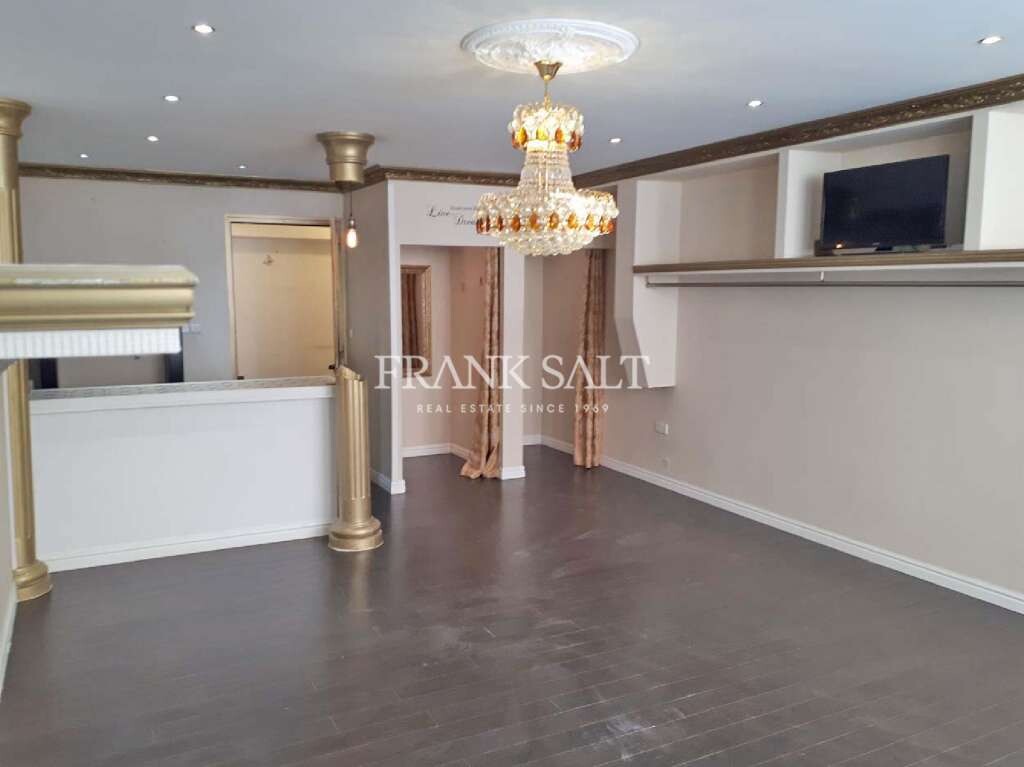 Tienda en Sliema, Malta 45 m² No. 12092