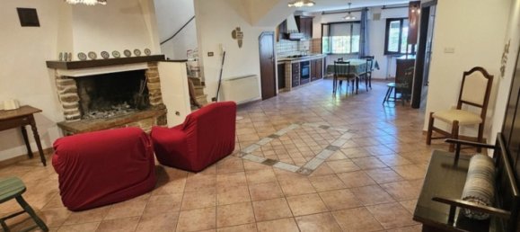 4 bedrooms House in Atessa, Italy No. 357106 19