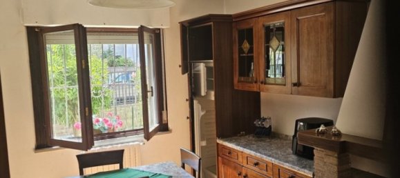 4 bedrooms House in Atessa, Italy No. 357106 2