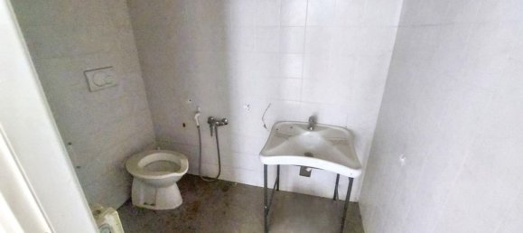 416m² Office in Asti, Italy No. 371486 18