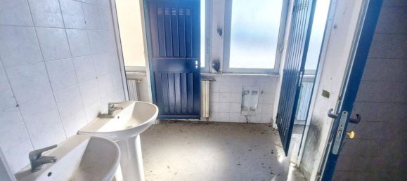 416m² Office in Asti, Italy No. 371486 13