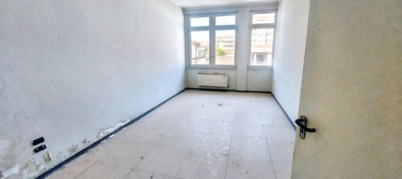 416m² Office in Asti, Italy No. 371486 12