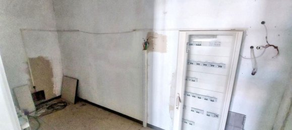 416m² Office in Asti, Italy No. 371486 2