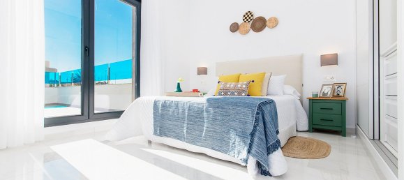 Villa de 3 dormitorios en Los Montesinos, Spain No. 8985 19