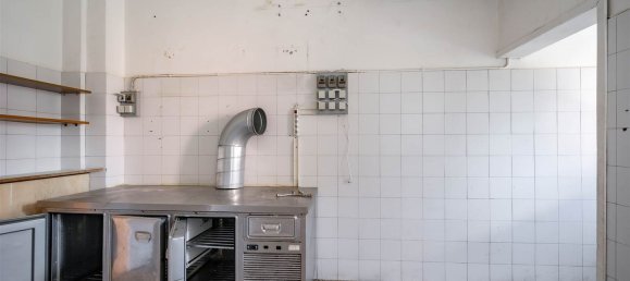 Imóvel comercial em Lecco, Italy 184 m² N.º 173460 10