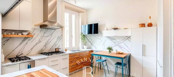 2 Schlafzimmer Wohnung in Milan, Italy, Nr. 326001 5