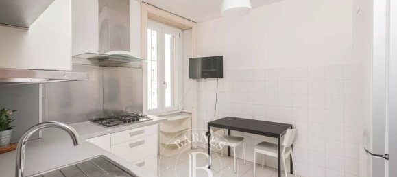 2 Schlafzimmer Wohnung in Milan, Italy, Nr. 326001 6