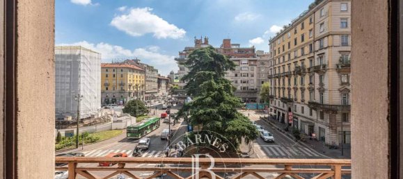 2 Schlafzimmer Wohnung in Milan, Italy, Nr. 326001 33