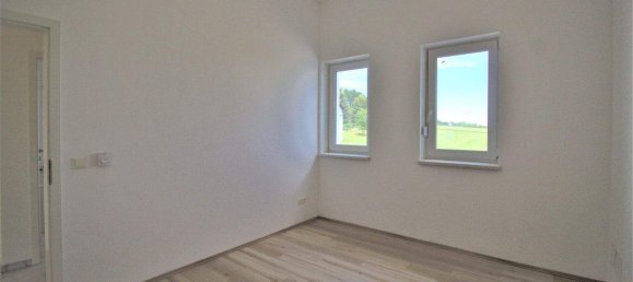 4 rooms Townhouse in Grossebersdorf, Austria No. 153829 9