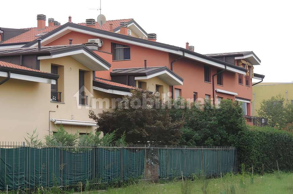 1 bedroom Apartment in Abbiategrasso, Italy No. 14067