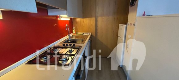 Квартира с 2 комнатами в Кальчераника аль Лаго, Италия № 229116 27