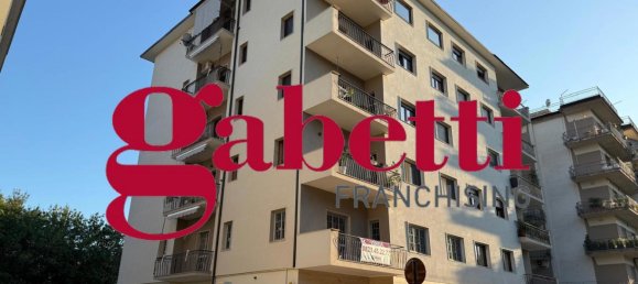 5 rooms Apartment in Caserta, Italy No. 293917 35