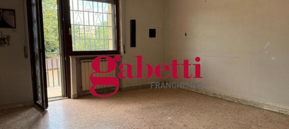 5 rooms Apartment in Caserta, Italy No. 293917 23