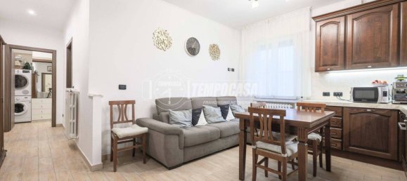 2 bedrooms Apartment in Budrio, Italy No. 273607 2