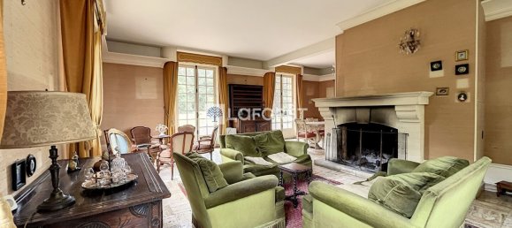 5 bedrooms House in Cuts, France No. 222209 11