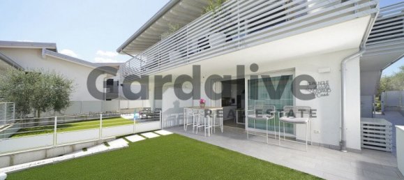 Apartamento de 2 dormitorios en Polpenazze del Garda, Italy No. 266198 6