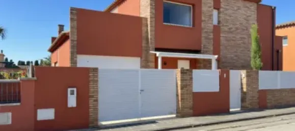 4 غرف نوم منزل في Girona, Spain رقم 143929 86