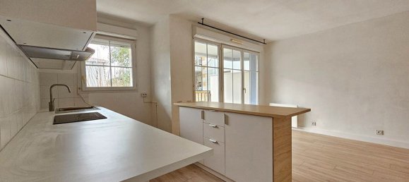 Apartamento de 2 dormitorios en Audenge, France No. 337119 3