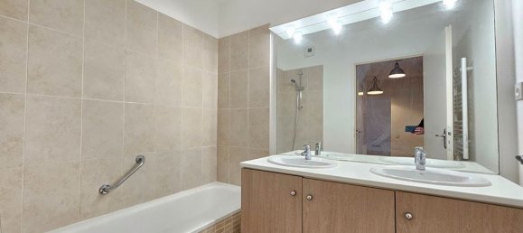 Apartamento de 2 dormitorios en Audenge, France No. 337119 9