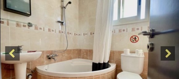 4 Schlafzimmer Haus in Paphos, Cyprus, Nr. 9683 12