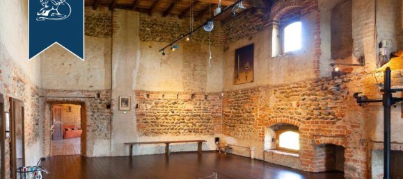 6 bedrooms Castles in Castelletto Cervo, Italy No. 329306 32