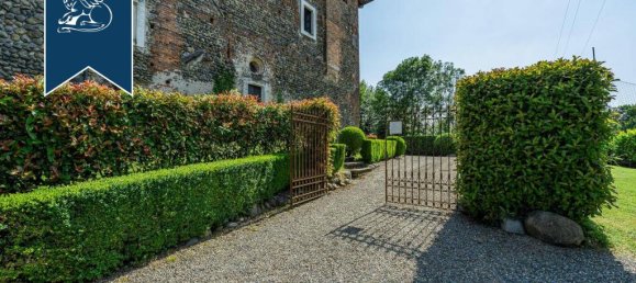 6 bedrooms Castles in Castelletto Cervo, Italy No. 329306 50