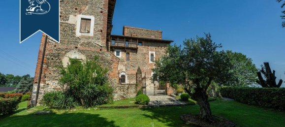 6 bedrooms Castles in Castelletto Cervo, Italy No. 329306 3