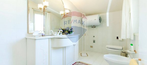 5 rooms Villa in Guidonia Montecelio, Italy No. 5727 31