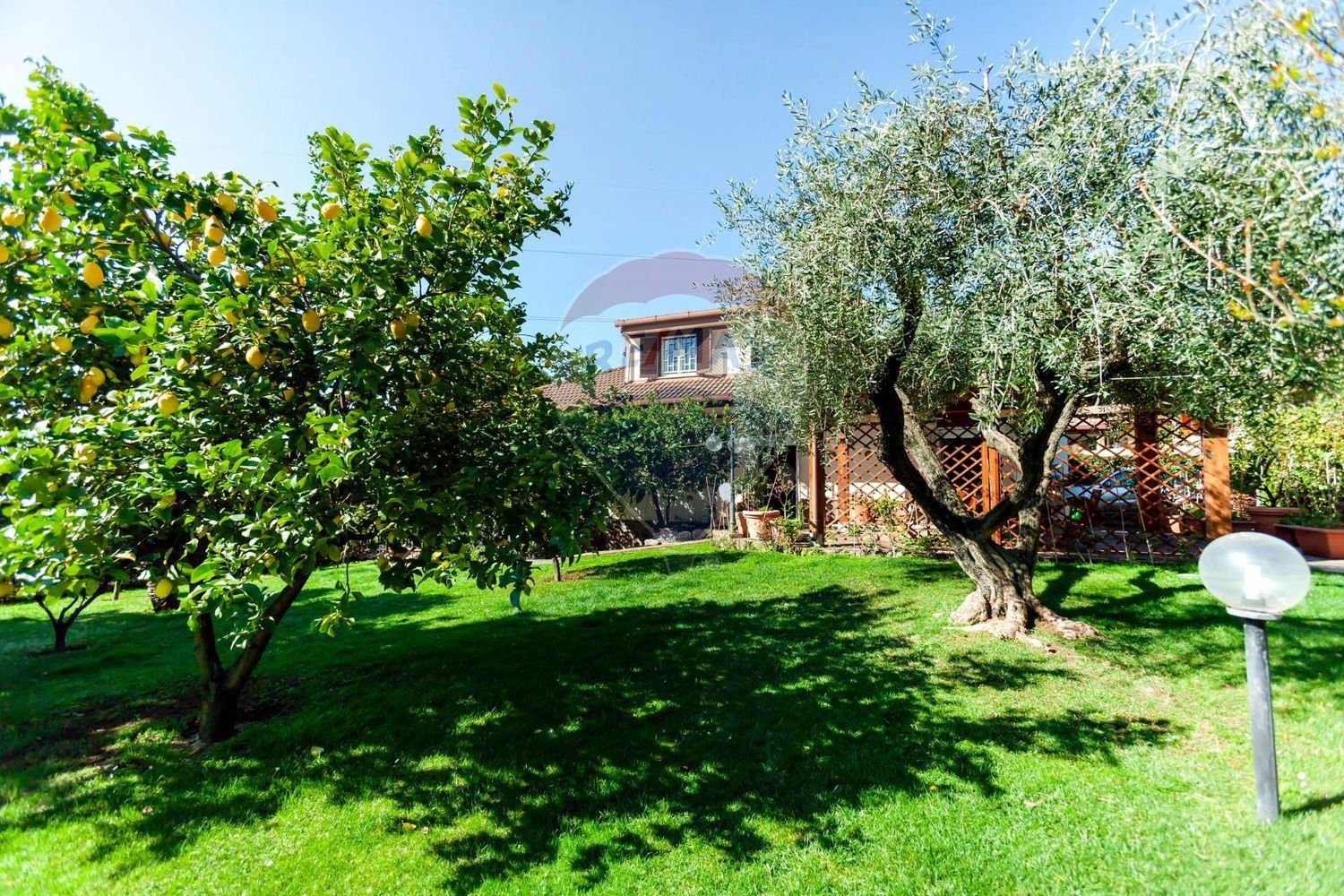 5 rooms Villa in Guidonia Montecelio, Italy No. 5727