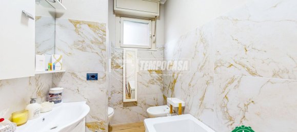 4 rooms Apartment in Alessandria, Italy No. 8470 13