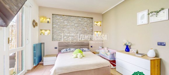 4 rooms Apartment in Alessandria, Italy No. 8470 8