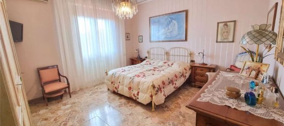 5 rooms Apartment in Montespertoli, Italy No. 291025 15