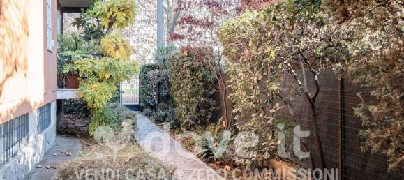 3 rooms Apartment in Cusano Milanino, Italy No. 186612 2