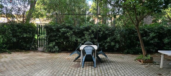 6 bedrooms Apartment in Livorno, Italy No. 317904 22