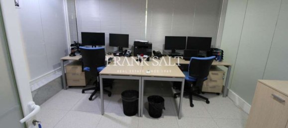 Офис 16м² в Моста, Мальта № 13120 7