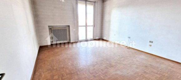 1425m² Office in Castel Bolognese, Italy No. 317475 5