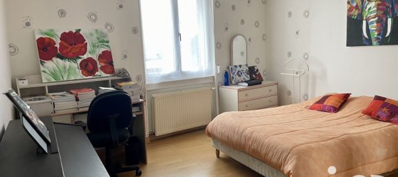 Casa de 6 dormitorios en Saint-Quentin, France No. 64727 7