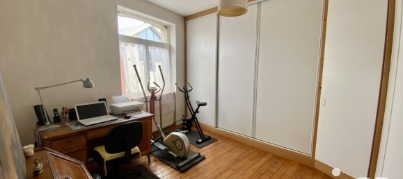 Casa de 6 dormitorios en Saint-Quentin, France No. 64727 9