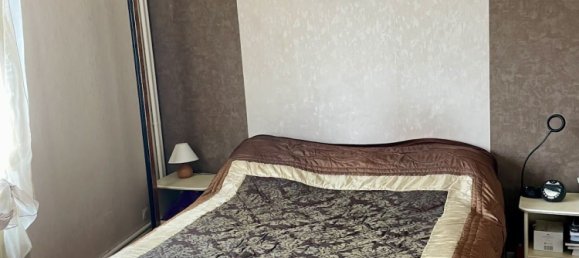 Casa de 6 dormitorios en Saint-Quentin, France No. 64727 5