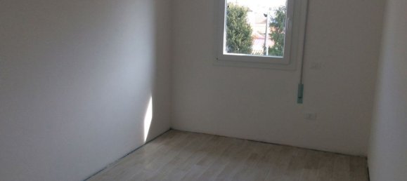 3-Zimmer Wohnung in Gavello, Italy, Nr. 225418 10
