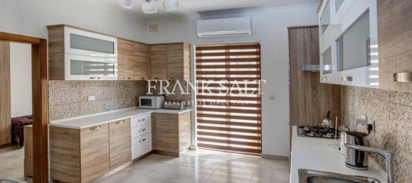 Квартира с 2 спальнями в Айнсилем, Мальта № 5573 5