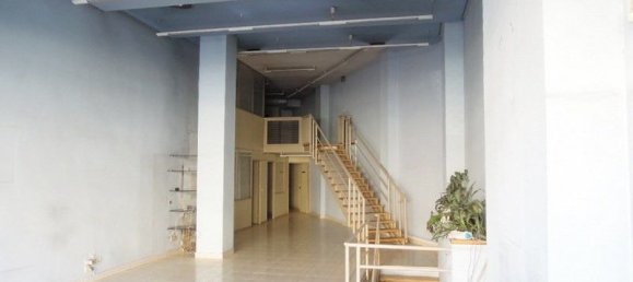 Коммерческая недвижимость 394м² в Вальядолид, Испания № 178526 10