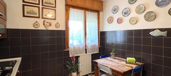 6 rooms Apartment in Argenta, Italy No. 290066 9