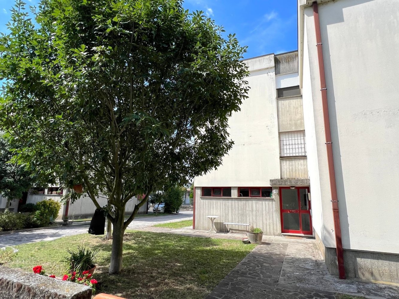 6 rooms Apartment in Argenta, Italy No. 290066