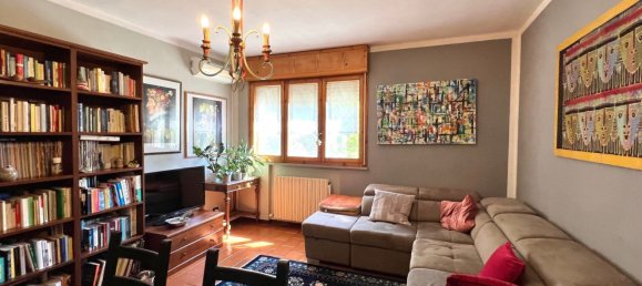 6 rooms Apartment in Argenta, Italy No. 290066 4