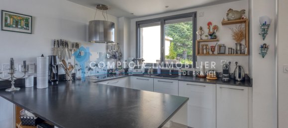 4 bedrooms House in Isere, France No. 326073 4