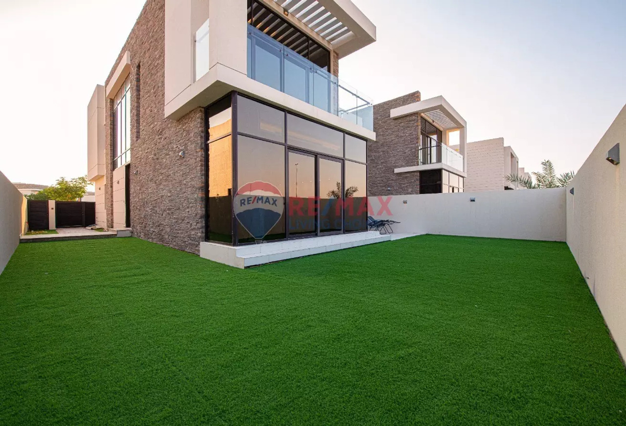 Вилла с 5 спальнями в DAMAC Hills (Akoya by DAMAC), ОАЭ № 1572