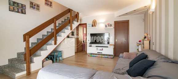 3-salle Maison à Pozzo d'Adda, Italy No. 273859 5