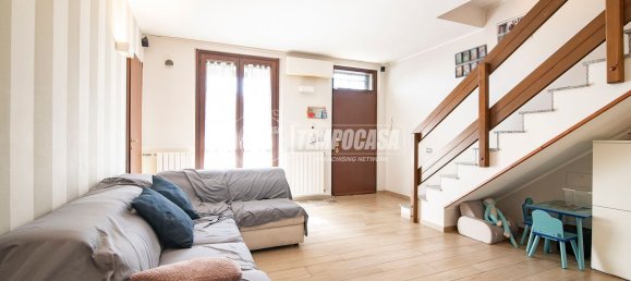 3-salle Maison à Pozzo d'Adda, Italy No. 273859 6