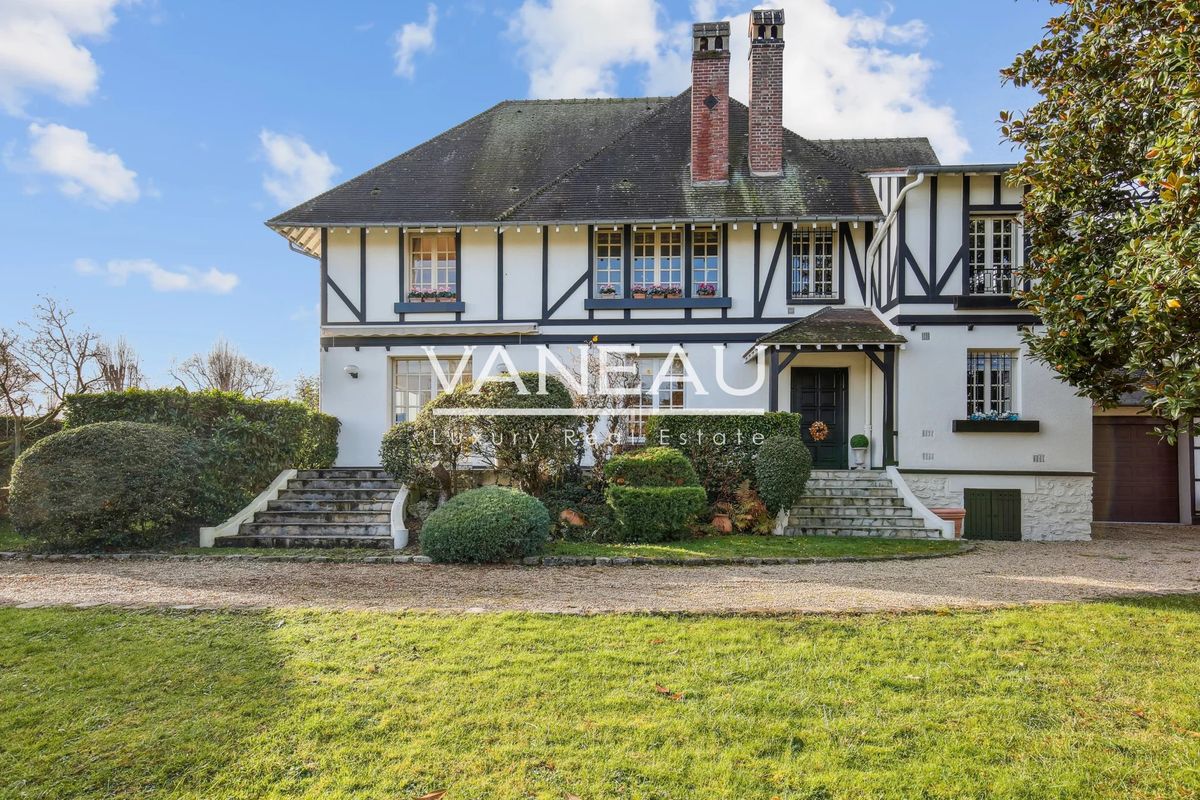 6 غرف نوم منزل في Enghien-les-Bains, France رقم 147908